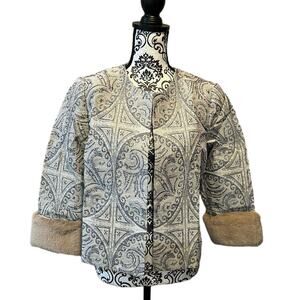 Chico's NWT Jacquard Jacket Convertible Faux Fur Cuff Cream Silver size 1P 8-10P